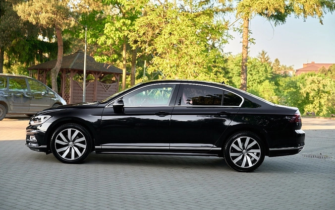 Volkswagen Passat cena 79800 przebieg: 171400, rok produkcji 2019 z Suchowola małe 742